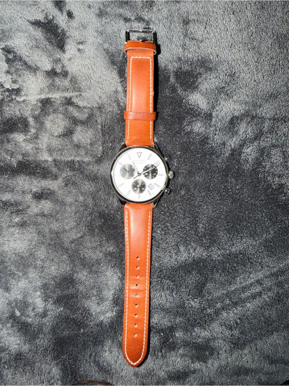 Movado mens model mo 03 1 14 1787 (NEEDS BATTERY REPLACEMENT)
